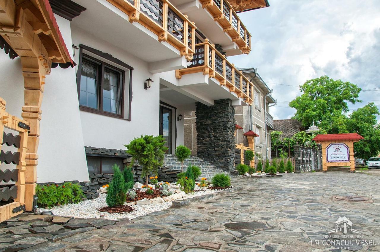 La Conacul Vesel Hotel Săpînţa Exterior foto